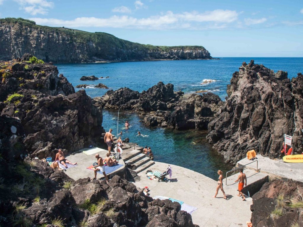 Quatro Ribeiras Beach