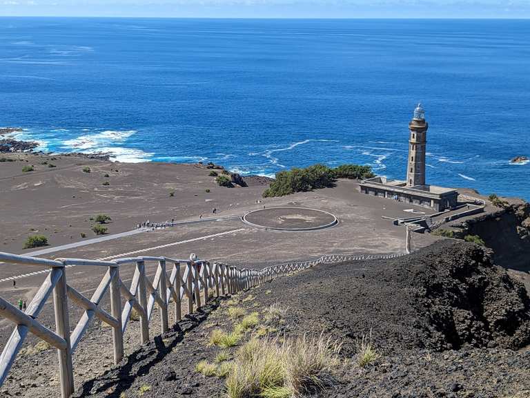 Faro de Capelinhos en Faial