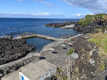 Piscina de Sao Mateus una de las mejores piscinas naturales de Pico