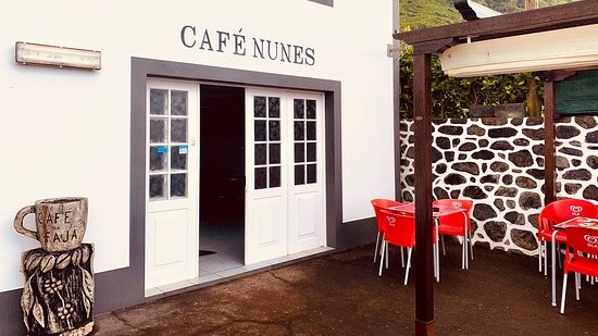 Café Nunes uno de los mejores restaurantes en Sao Jorge, Azores